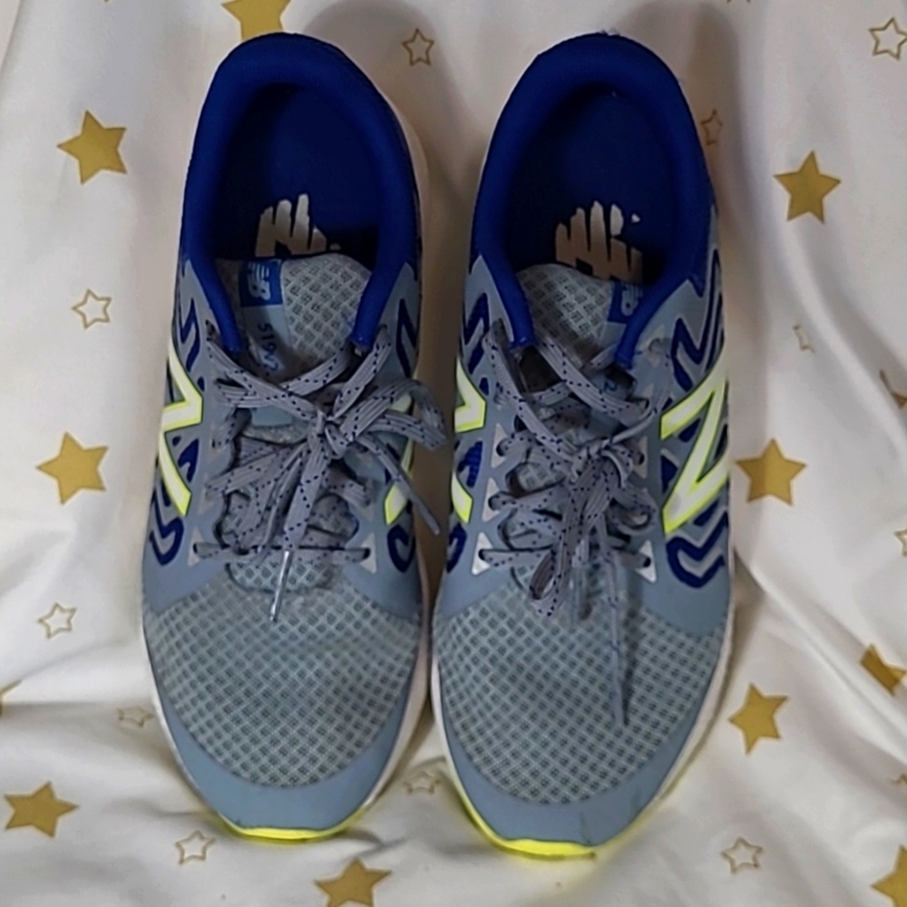 Boys new balance sneakers